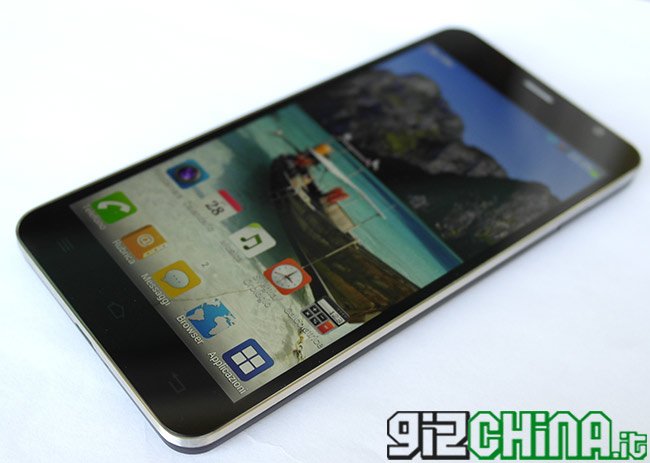 Esclusiva: JiaYu S1 Snapdragon 600 Unboxing by GizChina.it