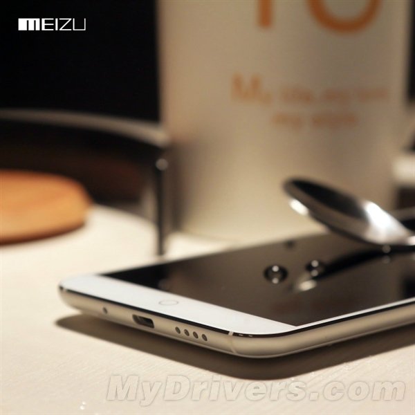 Meizu_MX4_Silverwing_edition