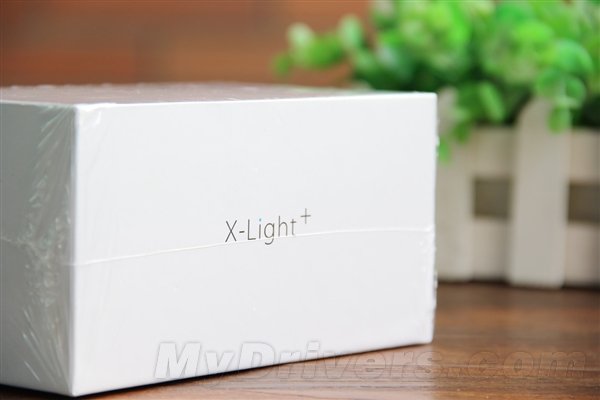 X-Light Plus Smart Lamp