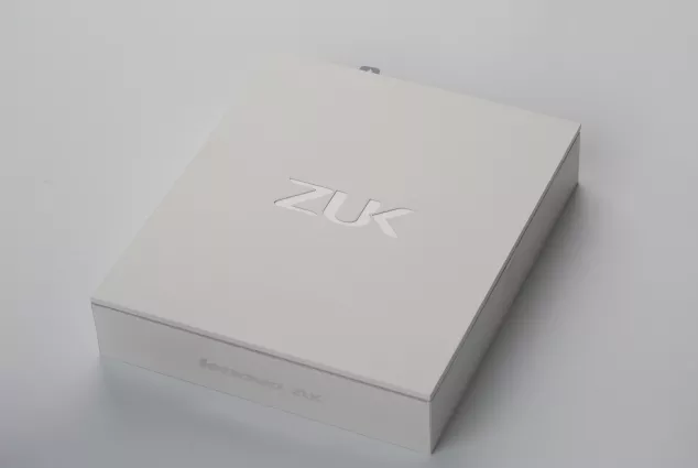 ZUK Z1 box