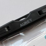 Aukey borsa impermeabile per smartphone universale