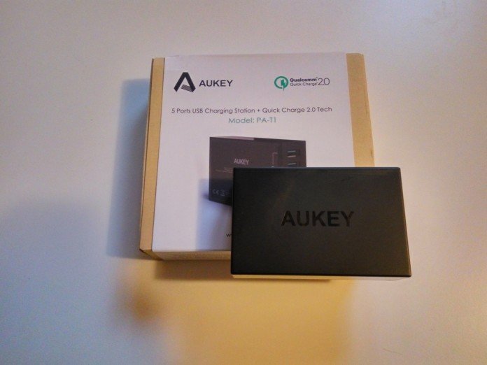 Aukey Qualcomm Quick Charge 2.0