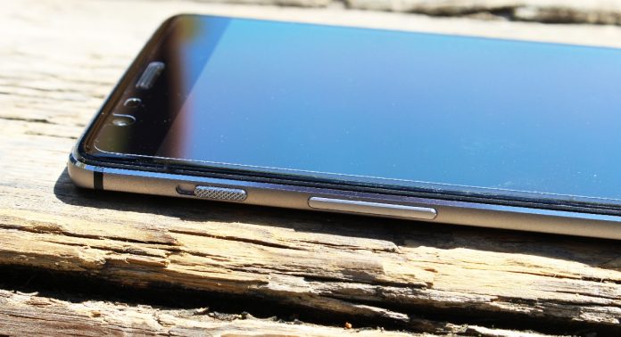 OnePlus3-Vs-iPhone-6s-Plus-1