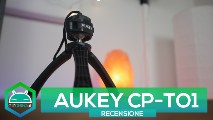 Aukey CP-T01 Treppiede