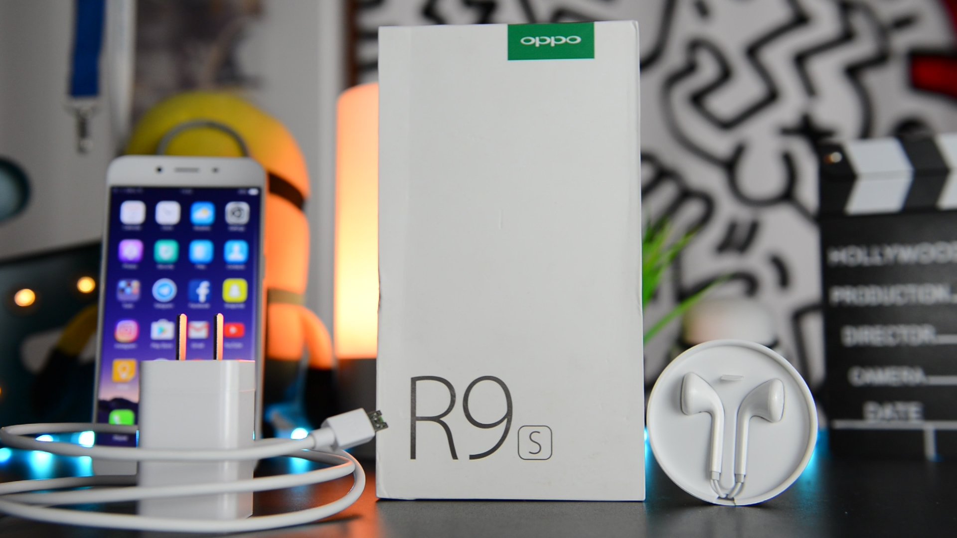 OPPO-R9S-UNBOXING