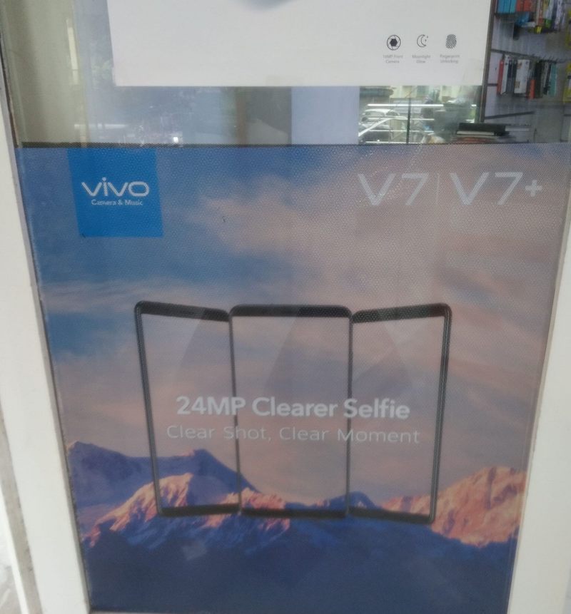 Vivo-V7-24MP-camera