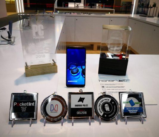 Honor View 10 awards CES 2018