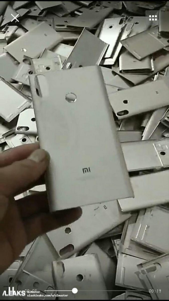 Xiaomi-Mi-6X-retro-metallico-leak