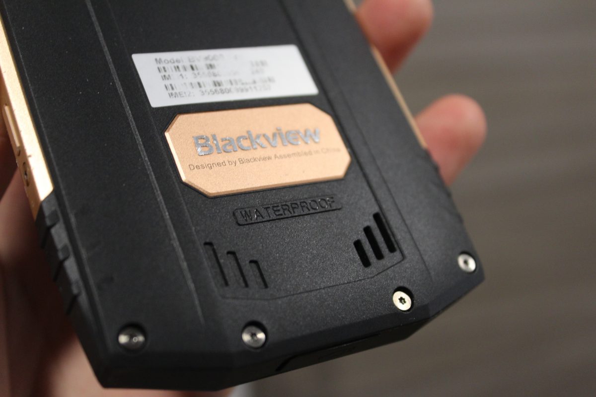 Recensione Blackview BV9000 Pro