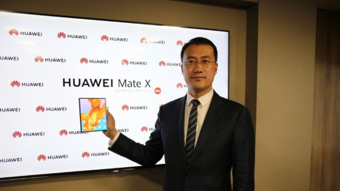 Huawei-mate-x-he-gang