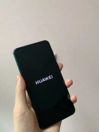 Huawei Nova 5 Pro immagini dal vivo