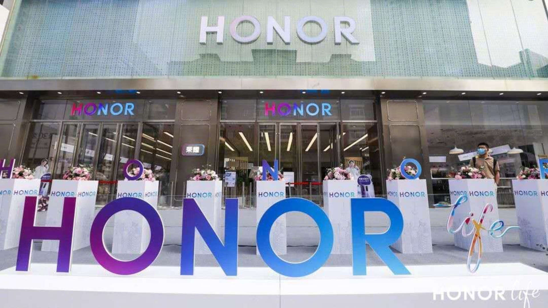 landbouw Raad eens Voorvoegsel Honor changes face: more shops and offline sales to break away from Huawei