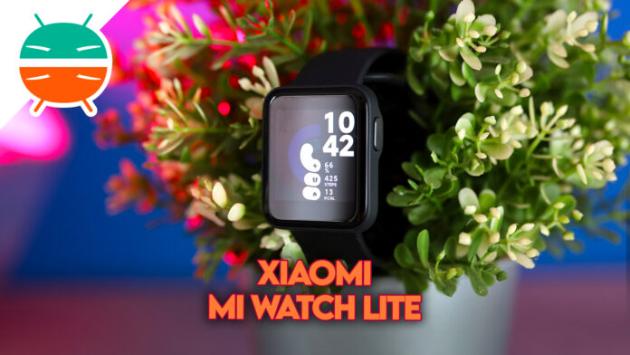 Recensione-Xiaomi-Mi-Watch-Lite-smartwatch-economico-android-iphone-sensori-cardiaco-spo2-prestazioni-caratteristiche-display-italia-prezzo-sconto-copertina