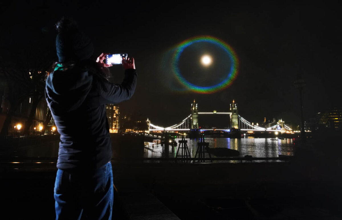 OnePlus Moonbow