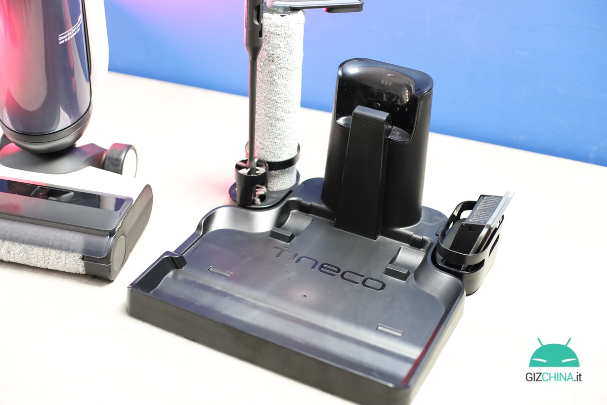 Tineco Floor One S5 en test : L'essuie-glace aspirant pour les utilisateurs  exigeants ?