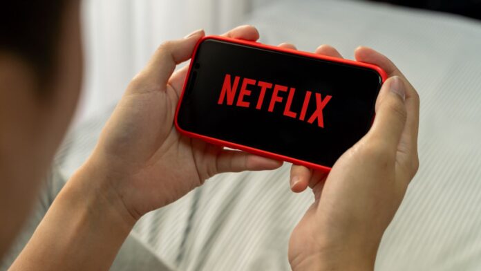 Netflix collaborazione con Microsoft per lanciare piano supportato da pubblicità