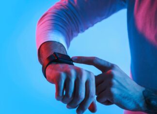 Smartwatch smartband mercato in crescita aumento vendite