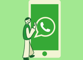 WhatsApp app false dati utenti rubati