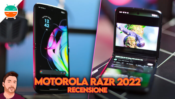 Recensione-Motorola-Razr-2022-5G-smartphone-pieghevole-test-hardware-prestazioni-fotocamera-display-ricarica-chi-vende-comprare-prezzo-sconto-italia-copertina
