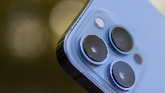 iPhone 15 16 Ultra fotocamera periscopio leak