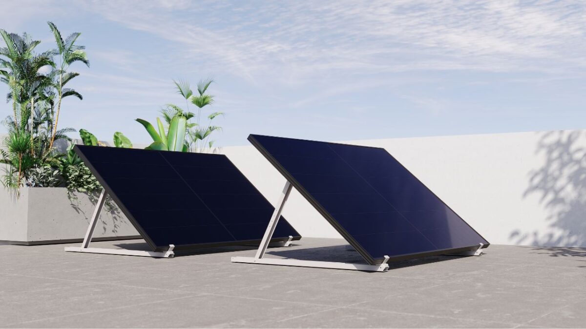 Anker MWC 2023 mini proiettore pannello solare aspirapolvere novità