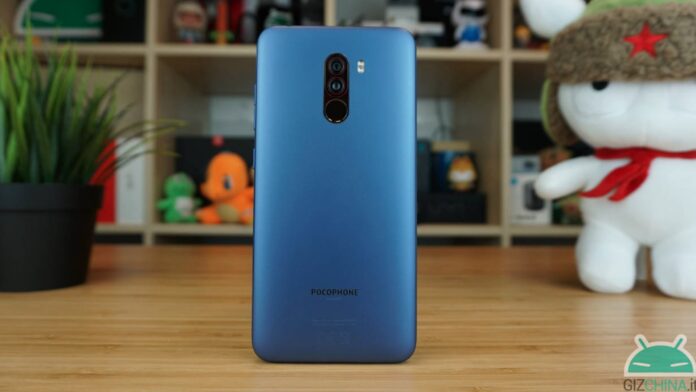 Xiaomi POCO F1 con HarmonyOS