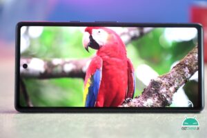Recensione Google Pixel 7a migliore smartphone economico compatto display fotocamera prestazioni promozioni prezzo sconto italia coupon