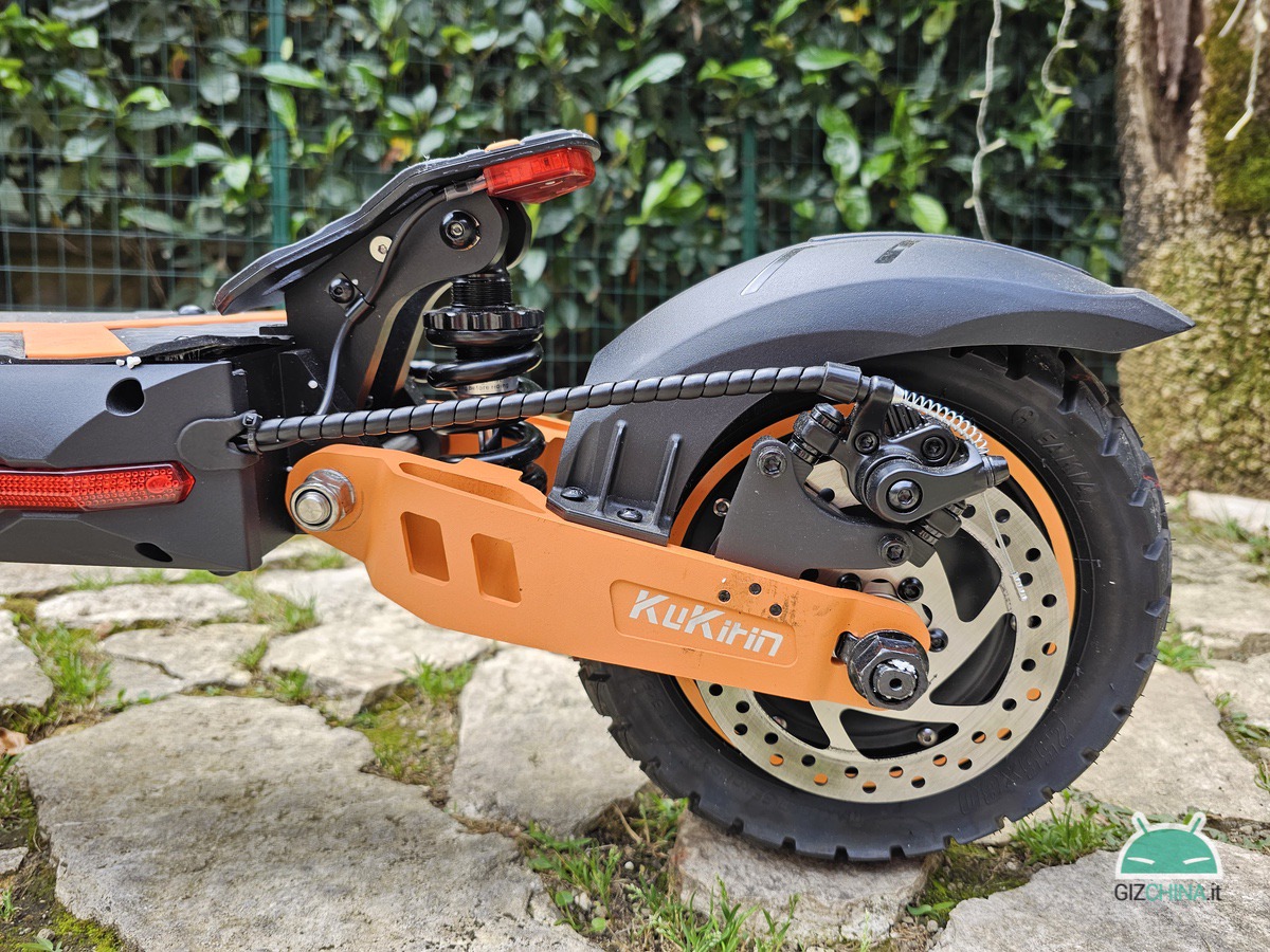 Recensione KuKirin G2-Max monopattino elettrico-1000w economico potente prezzo ruote batteria sterrato sconto italia