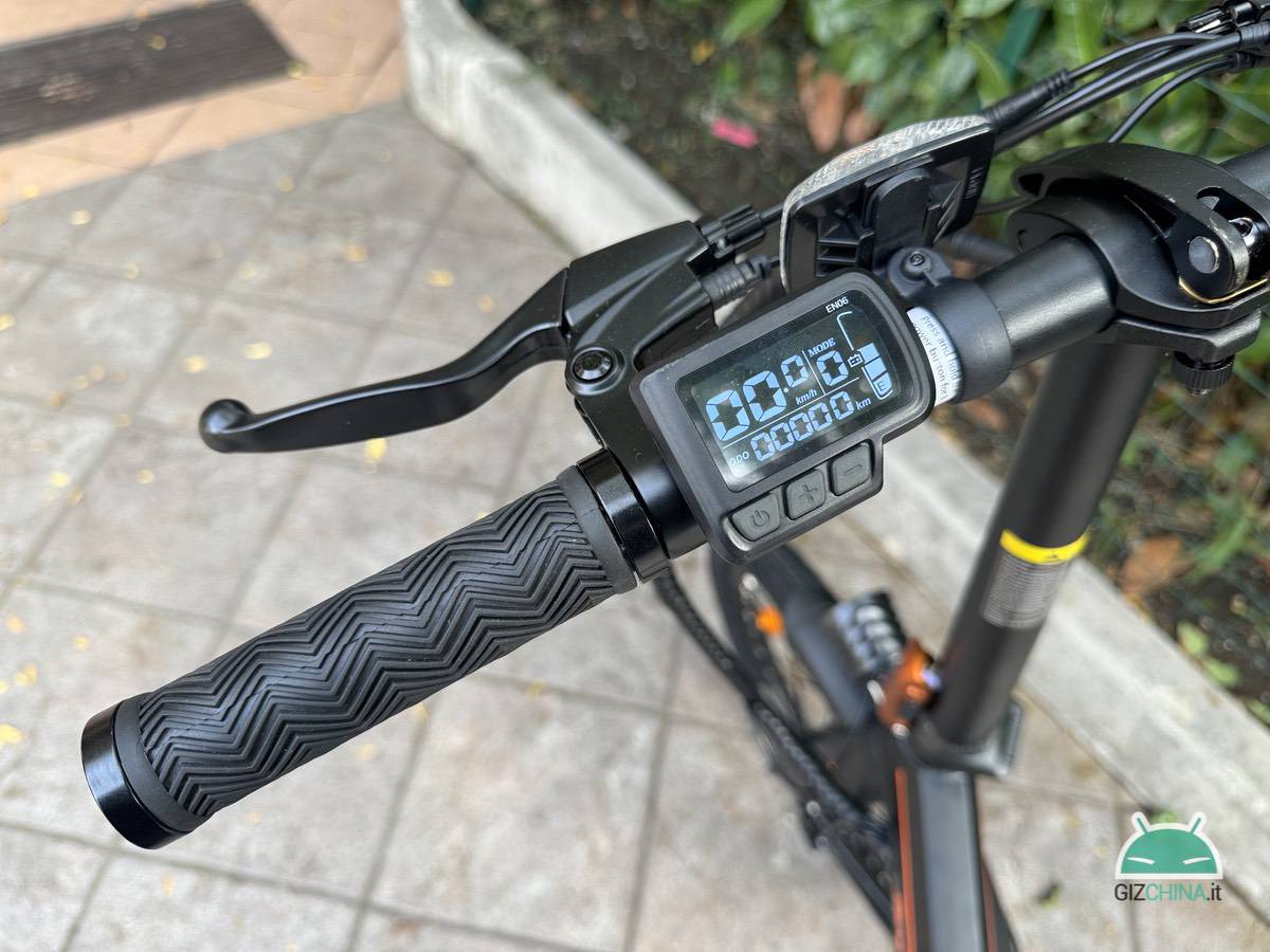 Recensione kukirin v2 migliore bicicletta elettrica 250w legale italia