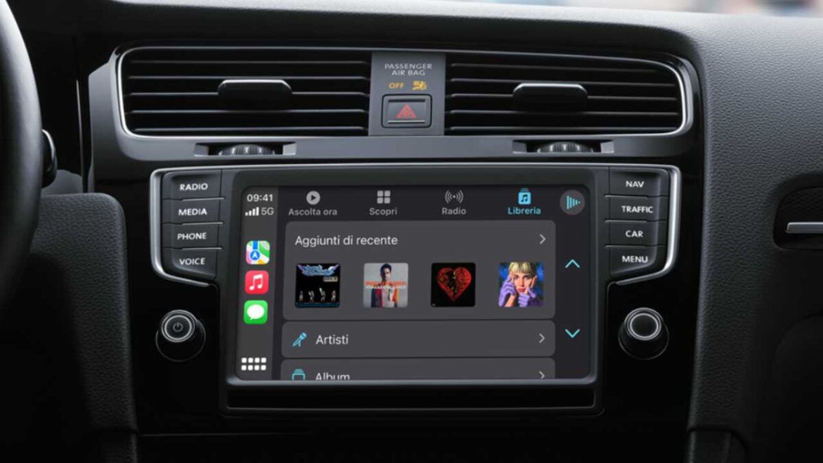 Apple CarPlay