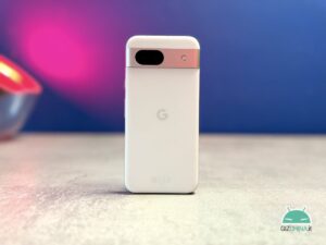 Recensione Google Pixel 8a migliore smartphone economico compatto display fotocamera prestazioni promozioni prezzo sconto italia coupon