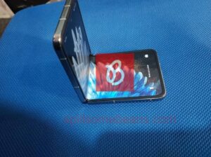 Tecno phantom v fold flip 2