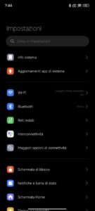 Recensione Xiaomi 14 HyperOS prestazioni design fotocamera sensore hardware zoom batteria dimensioni peso prezzo italia acquisto scheda