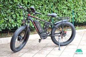 Recensione duotts s26 mountain bike fat doppio motore 700w potenza salite ammortizzatori prezzo sconto economica italia