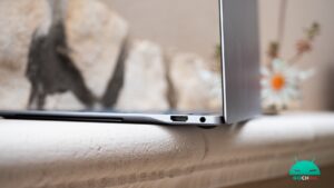 recensione samsung galaxy book4 edge notebook copilot+ ai